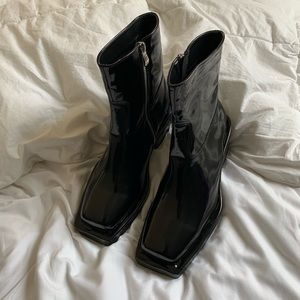 Square toe boots, Size 41